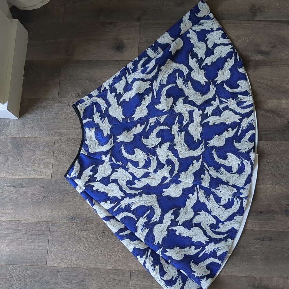 A-lined H&M skirt